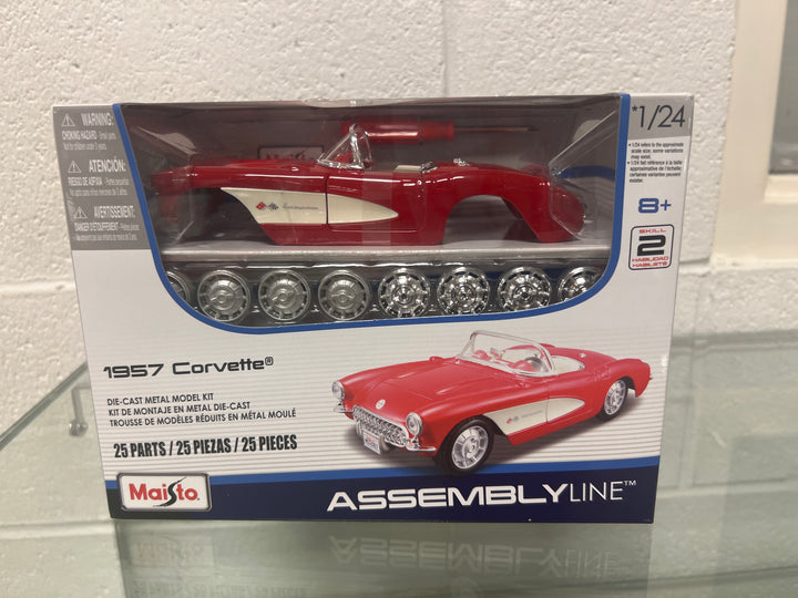 MAISTO ASSEMBLY LINE 1957 CHEVROLET CORVETTE 1/24 SCALE DIECAST MODEL CAR KIT RED
