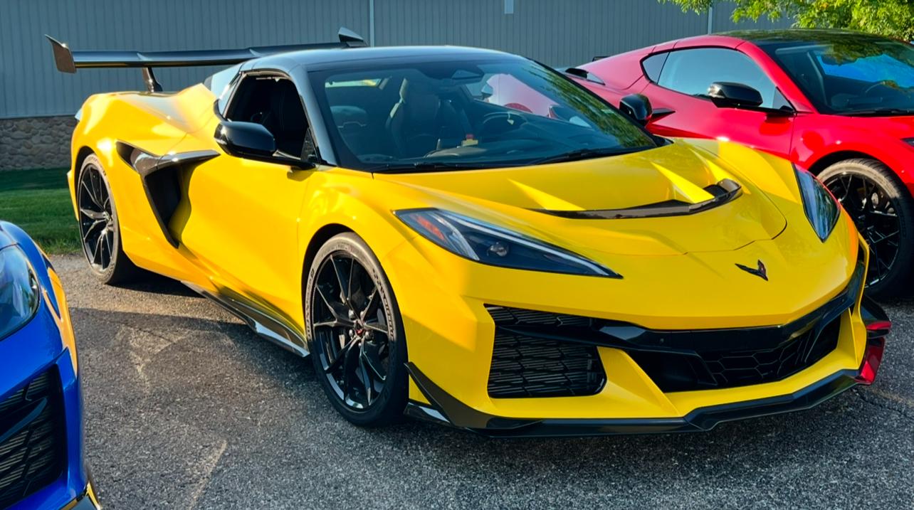 Yellow ZR1 Corvette Apparel & Corvette Accessories Team Lingenfelter GM licensed products